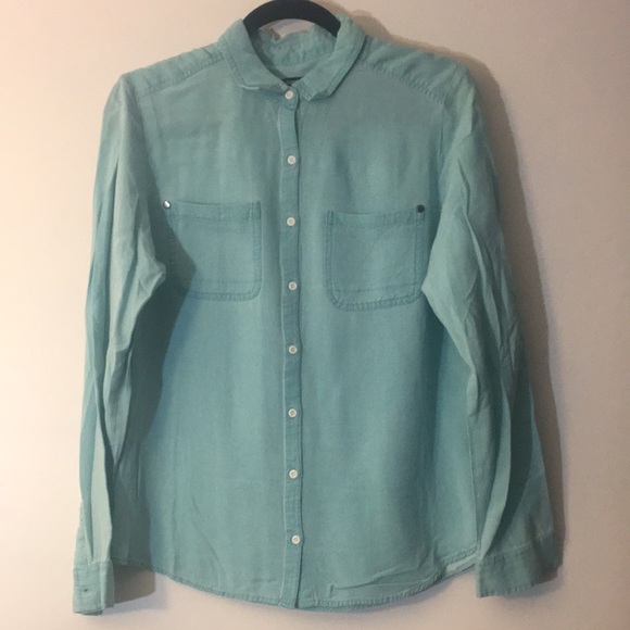 About A Girl Tops - NWOT teal turquoise casual button down top